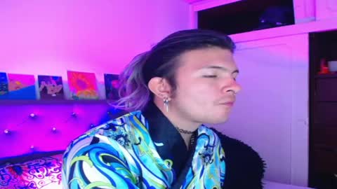 I am Valentinn online show from April 19, 5:47 pm