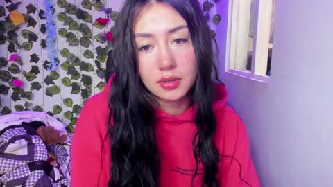 Celestineeeeee online show from January 4, 4:00 pm