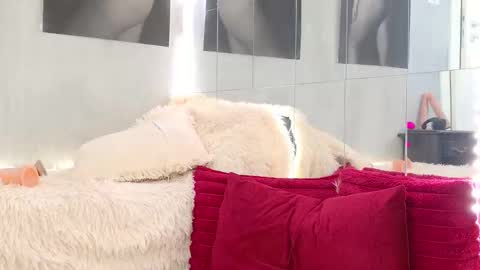 CELIA online show from October 8, 5:46 am