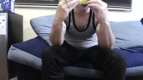 Snapshot of cezar46 chatting on October 20, 4:45 pm cezar online show from October 20, 4:45 pm