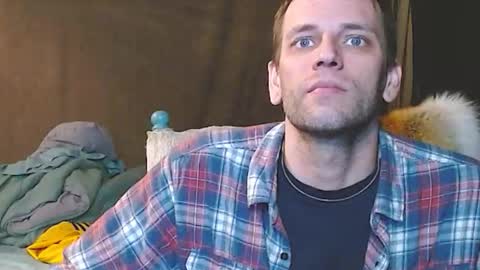 cguffey2284 online show from March 18, 3:51 pm