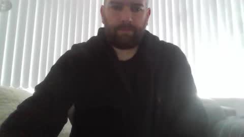 ch33ky85 online show from December 1, 11:19 am