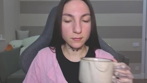 Kate online show from March 25, 7:04 am