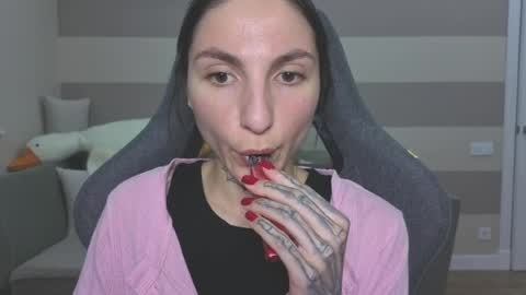 Kate online show from May 15, 12:02 pm