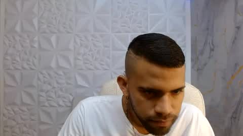 chacorta_ online show from June 27, 12:44 pm