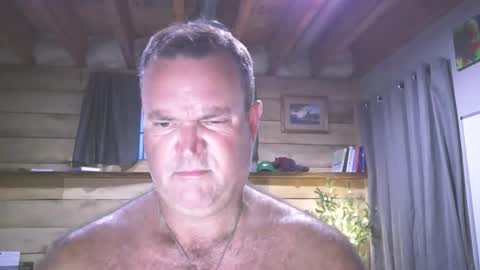 chadmichaell online show from May 29, 1:58 am