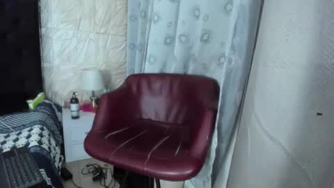 chanellejohnson_ online show from December 13, 11:00 pm