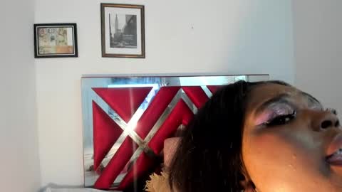 Snapshot of channellross chatting on March 8, 4:34 am Chanell online show from March 8, 4:34 am