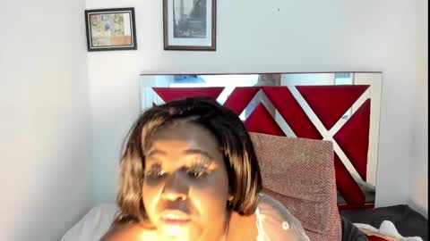 Snapshot of channellross chatting on January 30, 6:35 am Chanell online show from January 30, 6:35 am