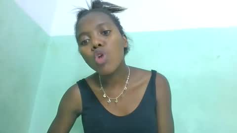 chanteuse655720 online show from May 22, 4:03 pm