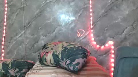 Zaria Vixen online show from January 5, 5:27 pm