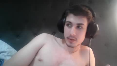 charismaticcharm online show from February 17, 9:24 am