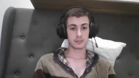 charismaticcharm online show from January 23, 7:54 am