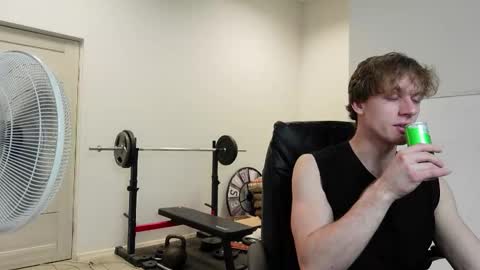 CHARLES DREAMS online show from November 18, 4:54 pm