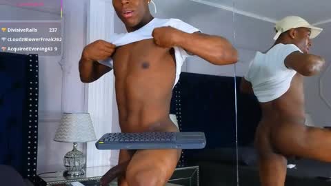charlesbrown_ online show from April 29, 7:51 pm