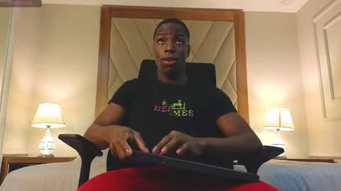 charlesbrown_ online show from December 1, 12:25 pm