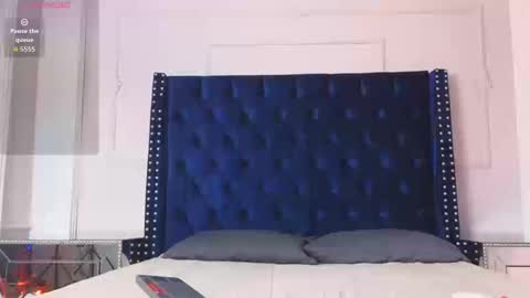 charlesbrown_ online show from September 12, 3:25 pm