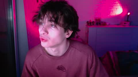 charleshanson69 online show from April 18, 6:21 pm