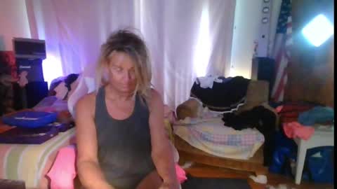 Charli online show from September 25, 8:49 pm