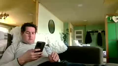 I am Charlie online show from August 6, 3:21 pm
