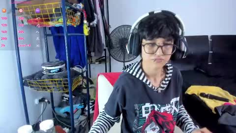 Charlie online show from May 30, 4:49 pm