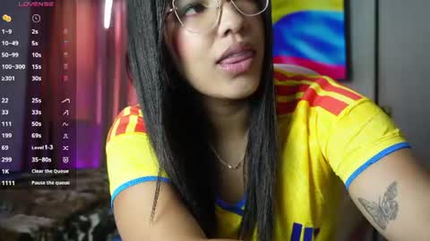 Andrea   independent model  IG   taanng online show from June 17, 4:56 pm