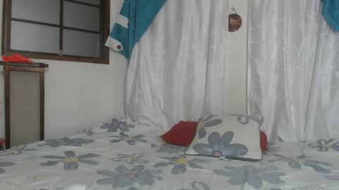 karinaa independent model online show from December 16, 2:30 am