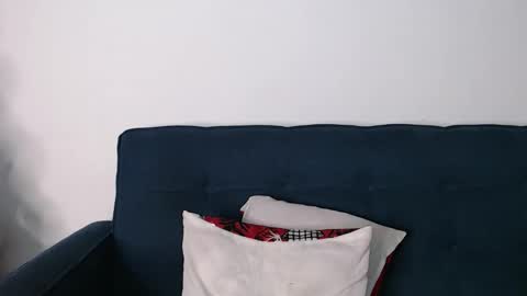 Charlotte and Eric online show from November 25, 4:00 am