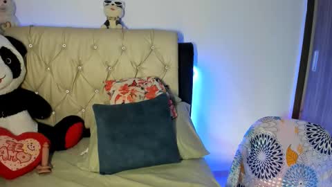 charlottee07 online show from February 28, 2:59 am