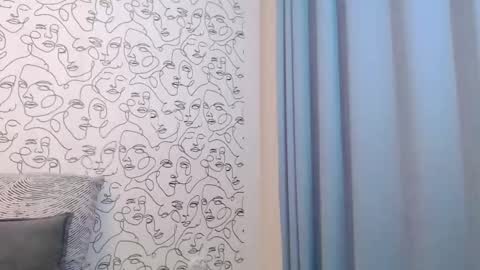 Maya online show from February 14, 9:53 pm