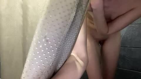 Vicky online show from March 7, 7:38 pm