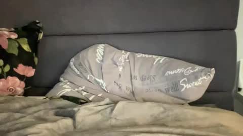 Vicky online show from September 25, 11:01 pm