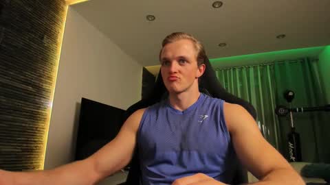 Chase Reed online show from November 16, 5:15 pm