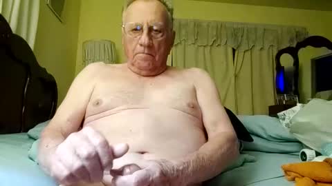 chatoffmale60 online show from October 17, 4:49 am