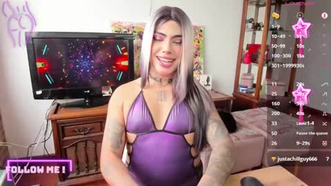 Snapshot of chaturmodels chatting on February 22, 3:58 pm Sophie  online show from February 22, 3:58 pm