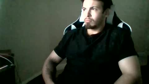 cheddarbob93695 online show from December 3, 10:54 pm