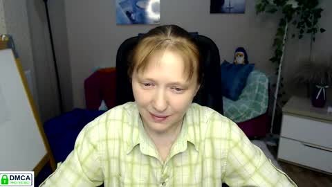 cheerful_madam1 online show from May 10, 12:22 pm