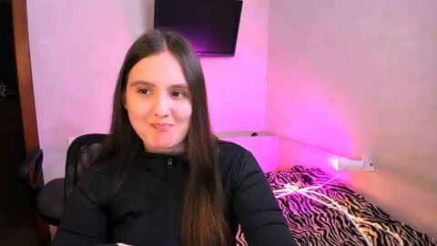 Chelsy  Luxe  online show from July 28, 11:17 am