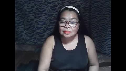 chenita_kits online show from February 4, 1:26 pm