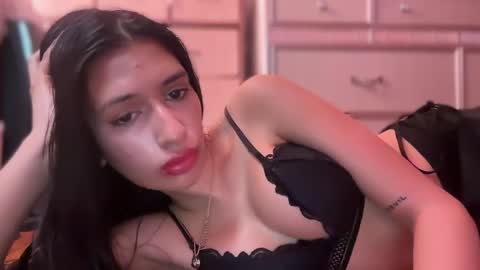 cherliecarmen online show from March 12, 7:58 pm