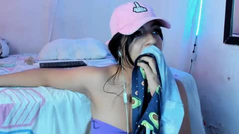 hot cherry and tasty chocolate online show from June 2, 9:17 pm