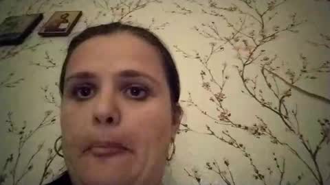 Snapshot of cherry_karla chatting on March 8, 7:31 pm Karla online show from March 8, 7:31 pm