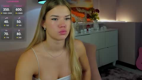 Lexi online show from March 22, 3:32 am