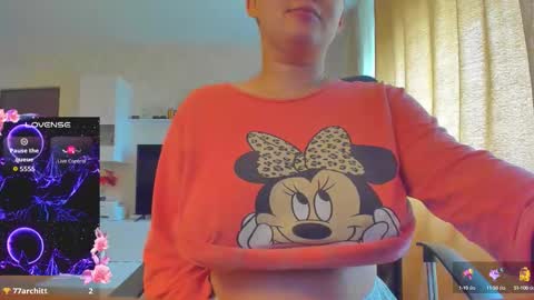 mayra online show from October 6, 8:54 am