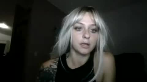 cherryblushxo online show from June 13, 4:01 am