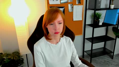 cherrycrushlove online show from May 7, 6:31 am