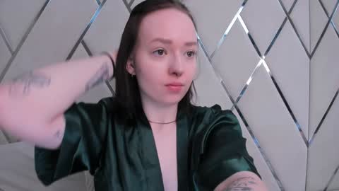 love online show from December 8, 4:11 am