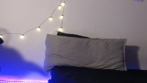 Andres cherry  online show from April 7, 5:31 am