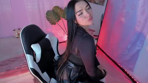 Mely online show from November 11, 10:39 am