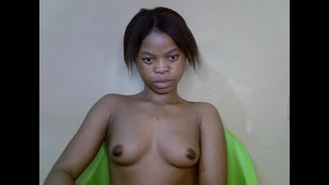 Snapshot of cherryxpussy chatting on October 19, 11:20 pm cherryxpussy online show from October 19, 11:20 pm